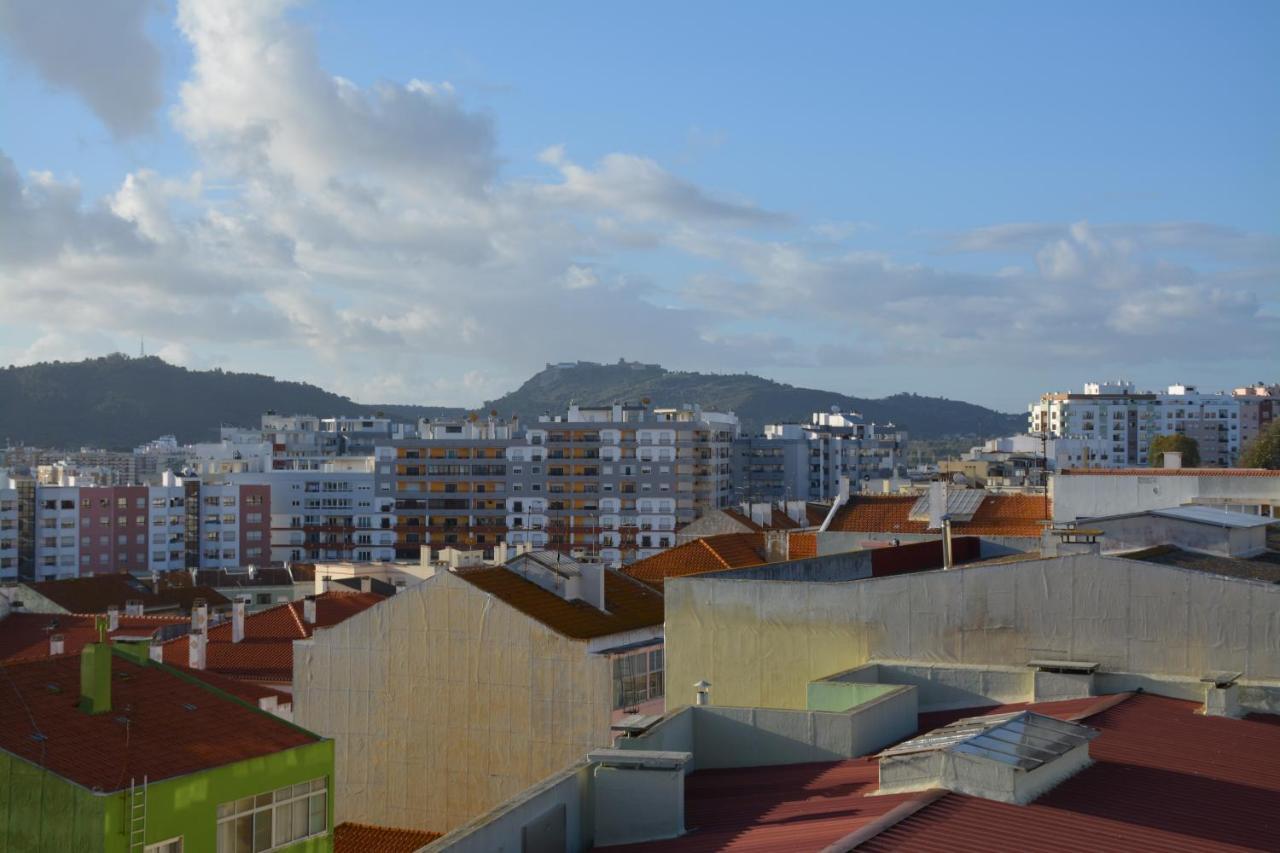 M&H Loft - Apartamento T2 Em Setúbal Exterior foto