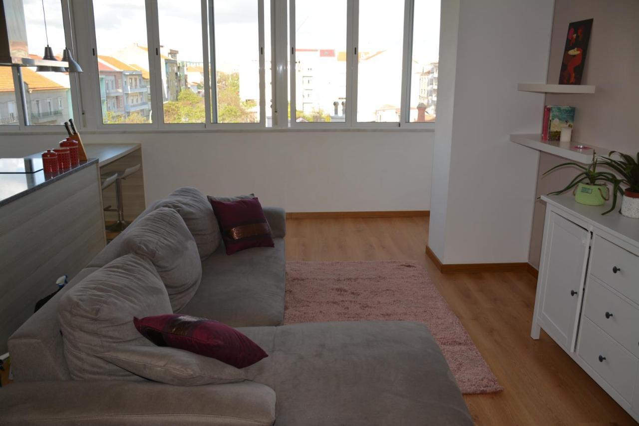 M&H Loft - Apartamento T2 Em Setúbal Exterior foto