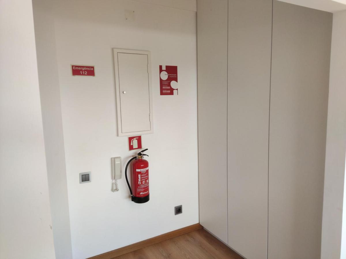 M&H Loft - Apartamento T2 Em Setúbal Exterior foto